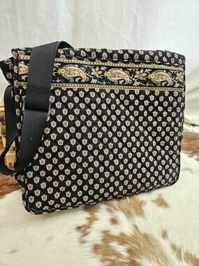 VTG Pierre Deux Quilted Messenger Bag Black Paisley French Country Laptop EUC